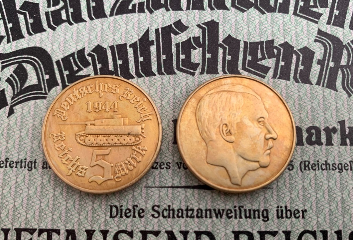 1943’s★ドイツ国防軍陸軍★パンタータンク Necklace★RZM刻印 5 MARK GERMAN COIN HITLER PANZER TANK SWASTIKA NAZI FUHRER WW2