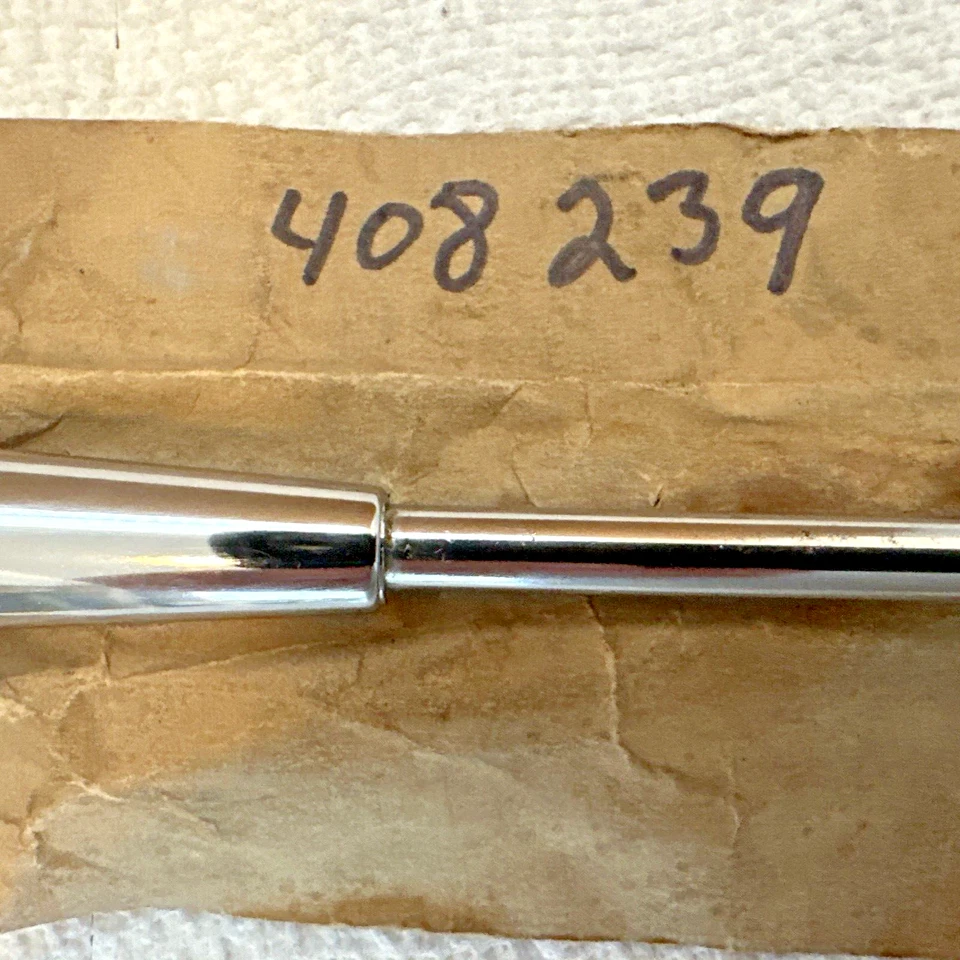 Oldsmobile 442 1971-77 NOS palanca de liberación de rueda GM 408239 envío gratuito Foto 4 de 4