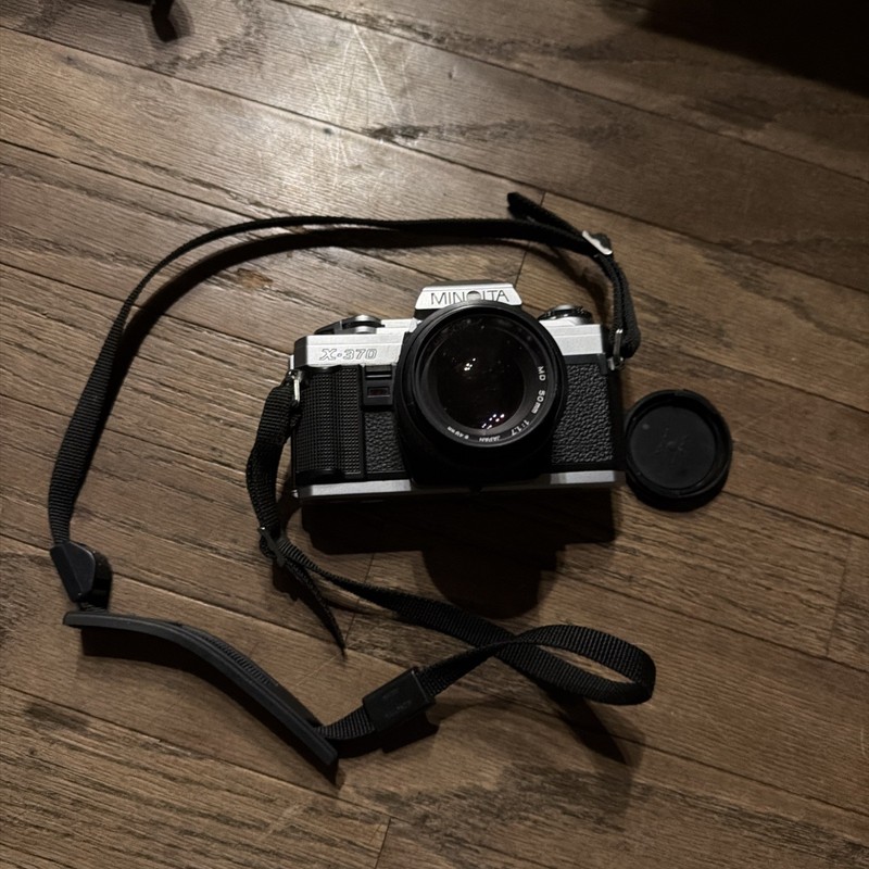 Minolta X-370 35mm SLR Film Camera w/ 50mm 1:1.7 Lens Untested AS IS