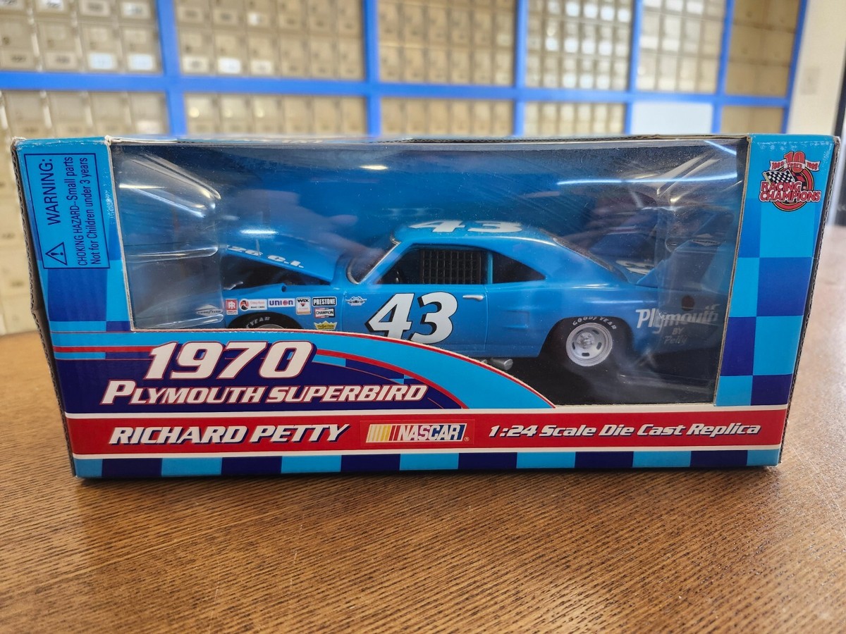 青⑥トミカ Plymouth Superbird 青 43 Plymouth Superbird 1/43