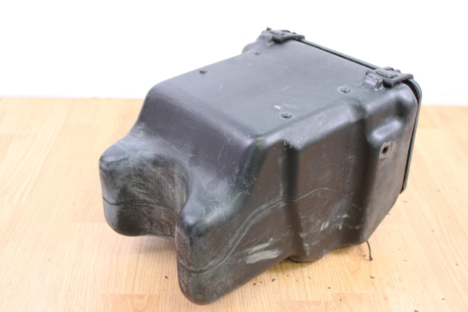 Yamaha YFM350 MOTO4 1987 almacenamiento/guante/caja de herramientas Foto 3 de 4