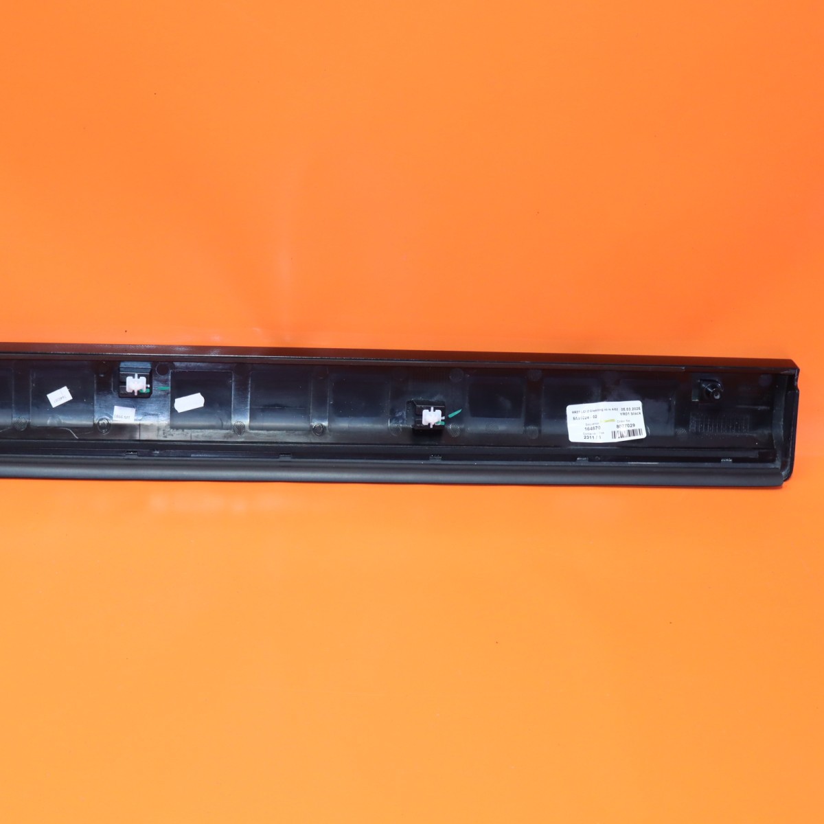 Rolls-Royce Cullinan 2025-2026 Front Right Body molding Black
