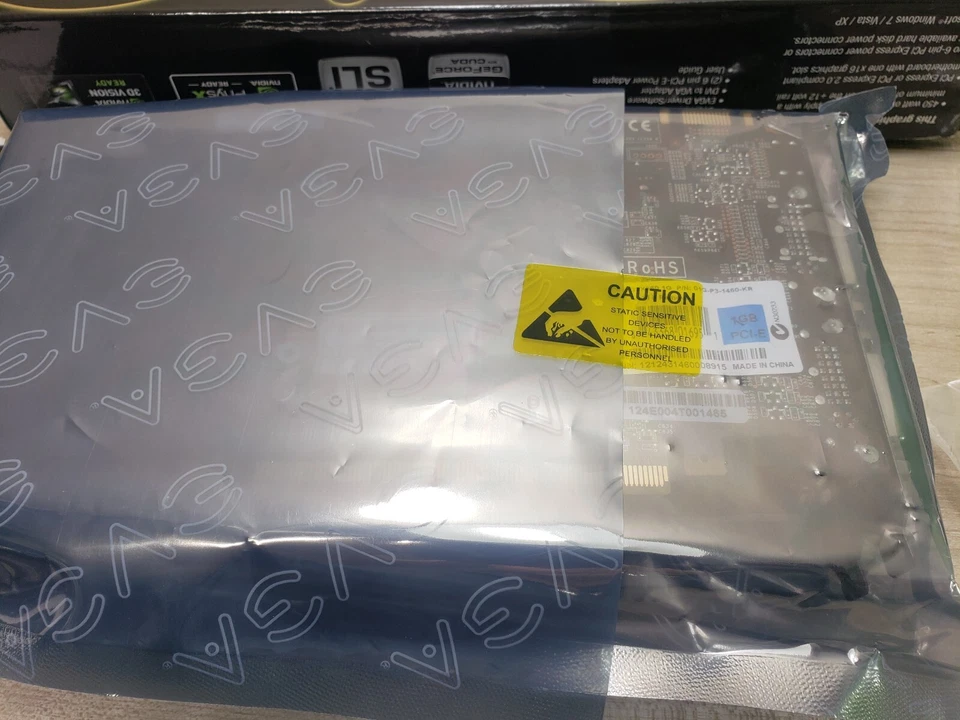 unused! EVGA NVIDIA Geforce GTX 560 SC 1GB GDDR5 PCIe Video Card 01G-P3-1460-KR - Image 3 of 4