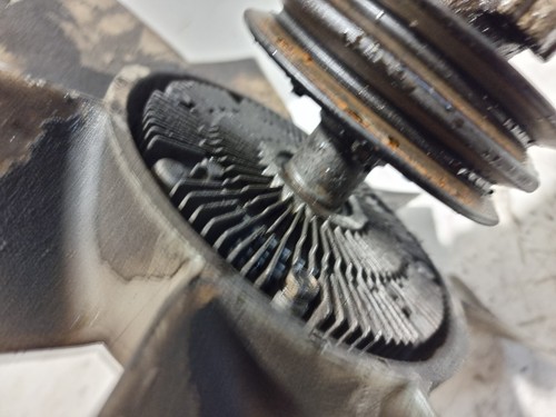 Nissan Navara Water Pump & Radiator Cooling Fan 2.5 Diesel 2005 D22 Facelift OEM - Picture 10 of 13