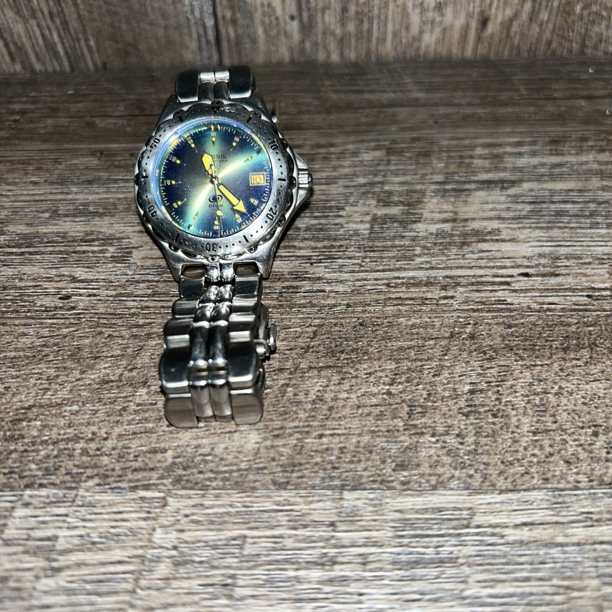 Rare Fossil Blue AM-3544 100m 35mm For Parts Or Repair Movement)