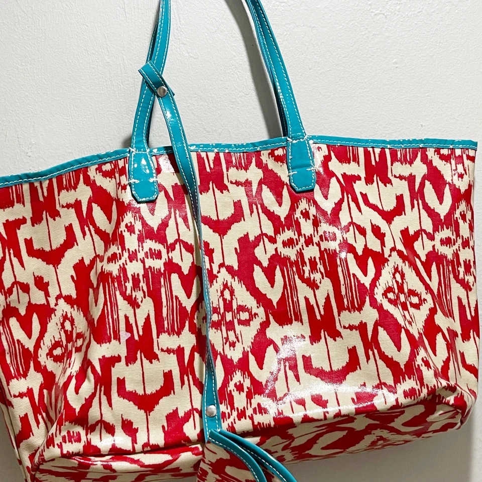 CLAVA Mujer WELLIE MARKET TOTE en Rojo Turquesa Estampado Ikat Bolsa Adjunta Foto 3 de 4