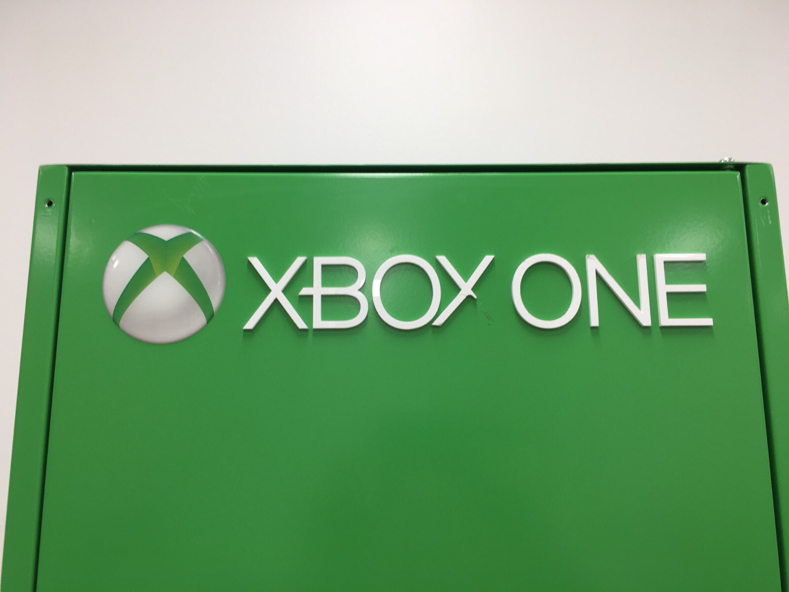 Xbox One Kiosk No Console Included. eBay