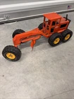 VINTAGE 1970’s TONKA METAL ROAD GRADER TOY ORANGE 17” MR-970 TIRES