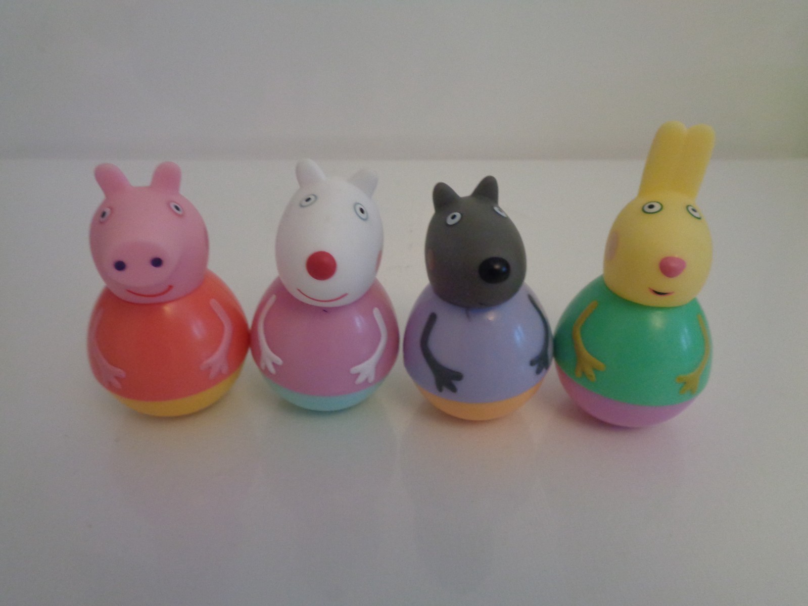 Peppa Pig Weebles x 4 Danny Dog Rebecca Rabbit Peppa & Suzie Sheep Figures