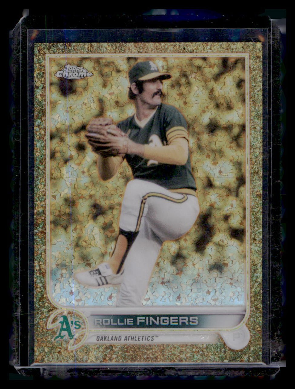 2022 Topps Gilded Collection #69 Rollie Fingers Mini-Diamond Gold Etch #/50