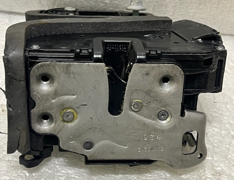 New OEM 2015-2023 GMC Chevrolet Cadilliac Front Left Door Actuator