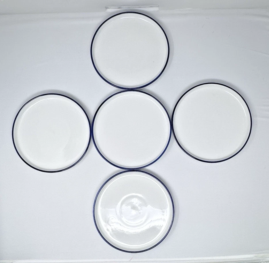 CONJUNTO DE PRATO E TIGELA MAINSTAYS 10 PEÇAS BRANCO COM ARO AZUL COBALTO - Imagem 3 de 4