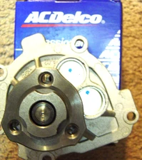 AC DELCO  Water Pump 25195119  Chevrolet Pontiac Saturn 09-16 1.6L ,1.8L Engine
