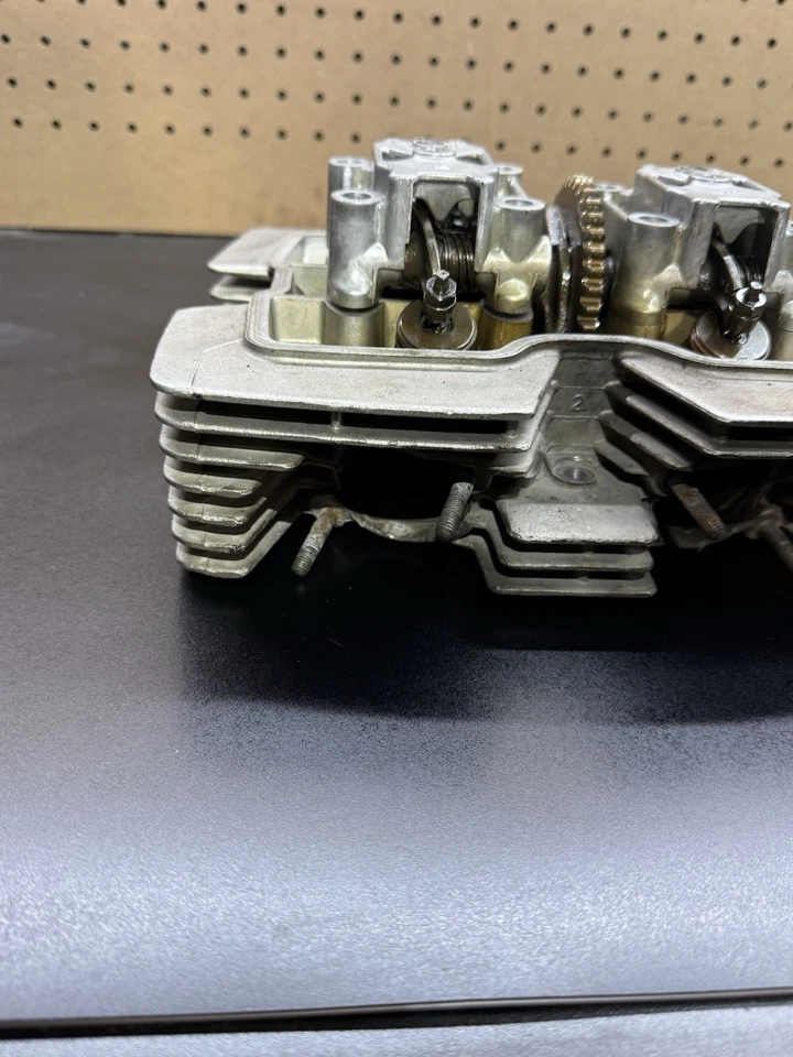 Honda CMX 250 Rebel 250 2003 culata completa con árbol de levas y brazos basculantes Foto 3 de 4