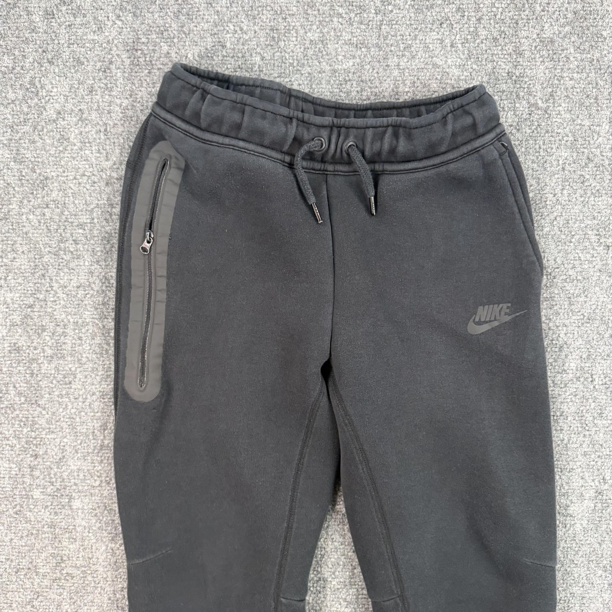 Nike Tech Fleece Pants Boys Youth Medium Black Joggers Zip Pocket