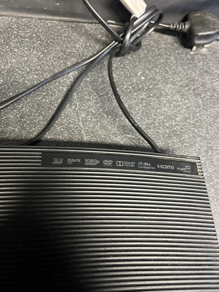 Samsung BD-J5500 Smart Blu-Ray Player 1080p Full HD - Faulty No Power Unit Only - Image 4 of 4