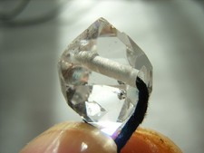 Echter, wasserklarer HERKIMER DIAMANT Kristall, gebohrt, am Band