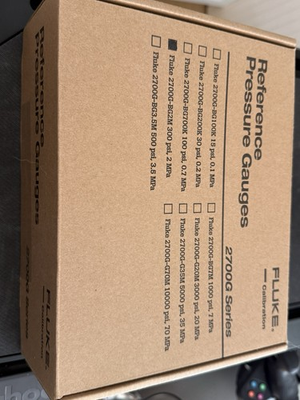 #ad Fluke 2700G BG2M Reference Pressure Gauge 12 to 300 PSI 80 kPa to 2 MPa $1400.00