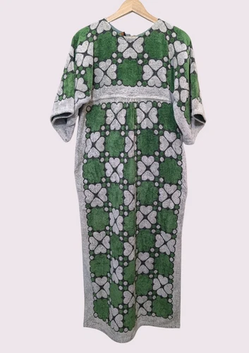 SAINT LAURENT (YSL) Raro asciugamano vintage Yves Saint Laurent caftano verde bianco motivo cuore anni 70