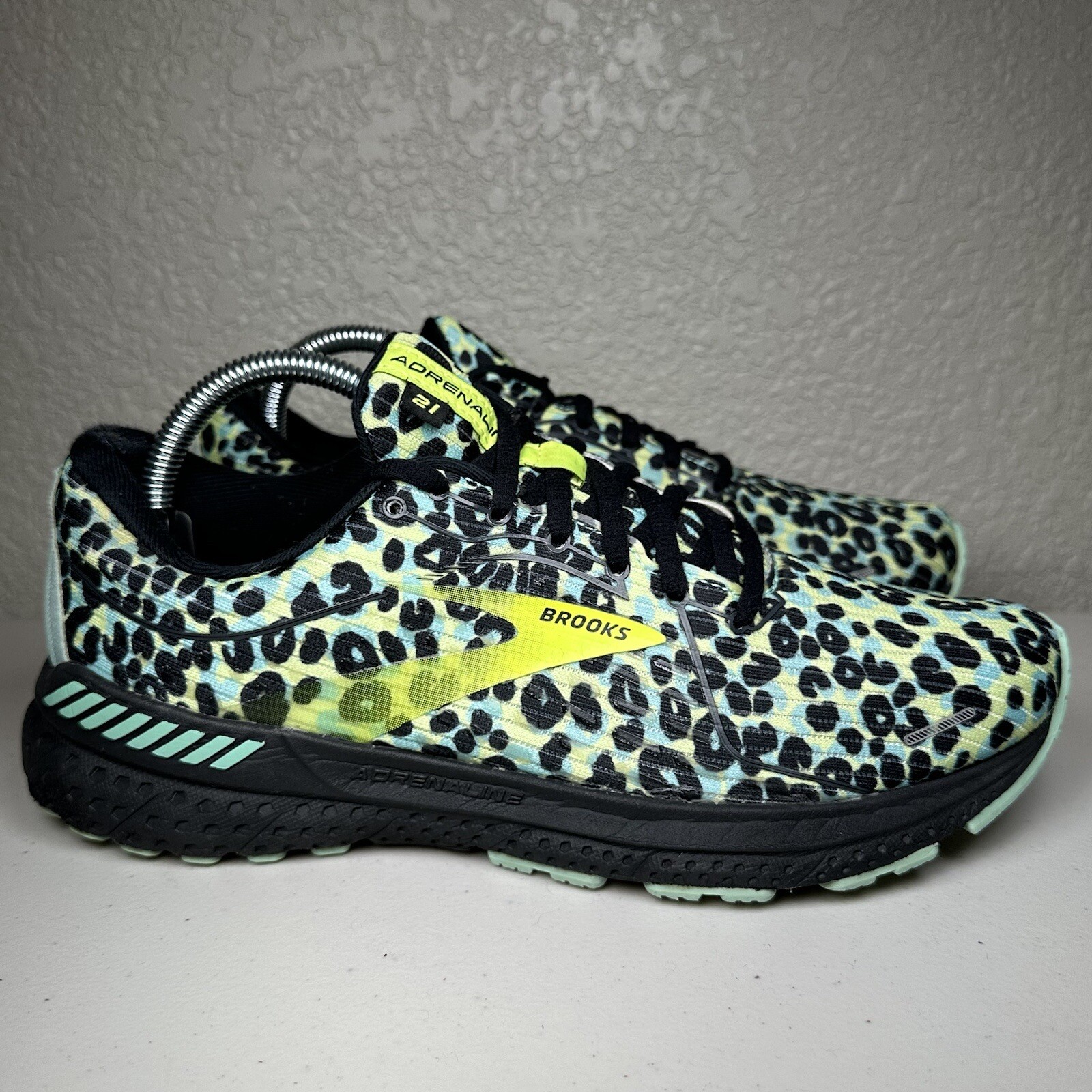 Brooks Adrenaline GTS 21 Green Black Leopard Cheetah Athletic Running