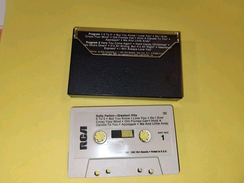 Vintage 1982 Dolly Parton Greatest Hits Country Music Cassette Tape 9 to 5 - Picture 2 of 3