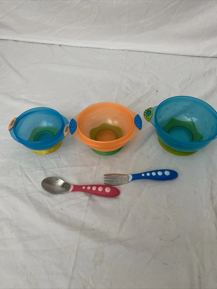 Cuencos Munchkin naranja y azul para niños pequeños paquete de 3 y cuchara, tenedor ☼ Foto 4 de 4