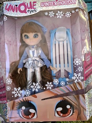 Unique Eyes Poupée Winter Holiday - Sophia Neuf 