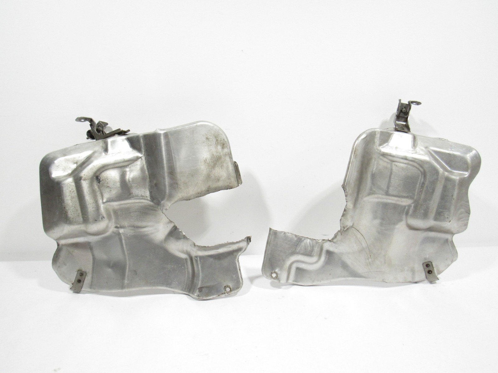 Ferrari 458 Italia 2011 Rear Exhaust Muffler Heat Shield Cover Set 09-15 ;:Y