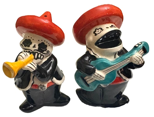 Blue Sky Clayworks Salt & Pepper Shakers Day of the Dead Cinco de Mayo  2017