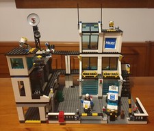 Lego 7744 Stazione Di Polizia (LEGGERE DESCRIZIONE)