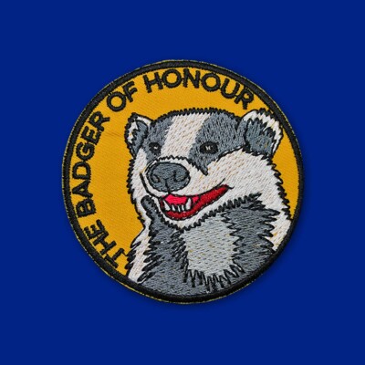 BADGER OF EHREN Bügelbild Patch: Anstecker süß glücklich britische Natur Wälder Spaß Geschenk