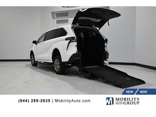 2026 Toyota Sienna LE Mobility Handicap Van Handicap