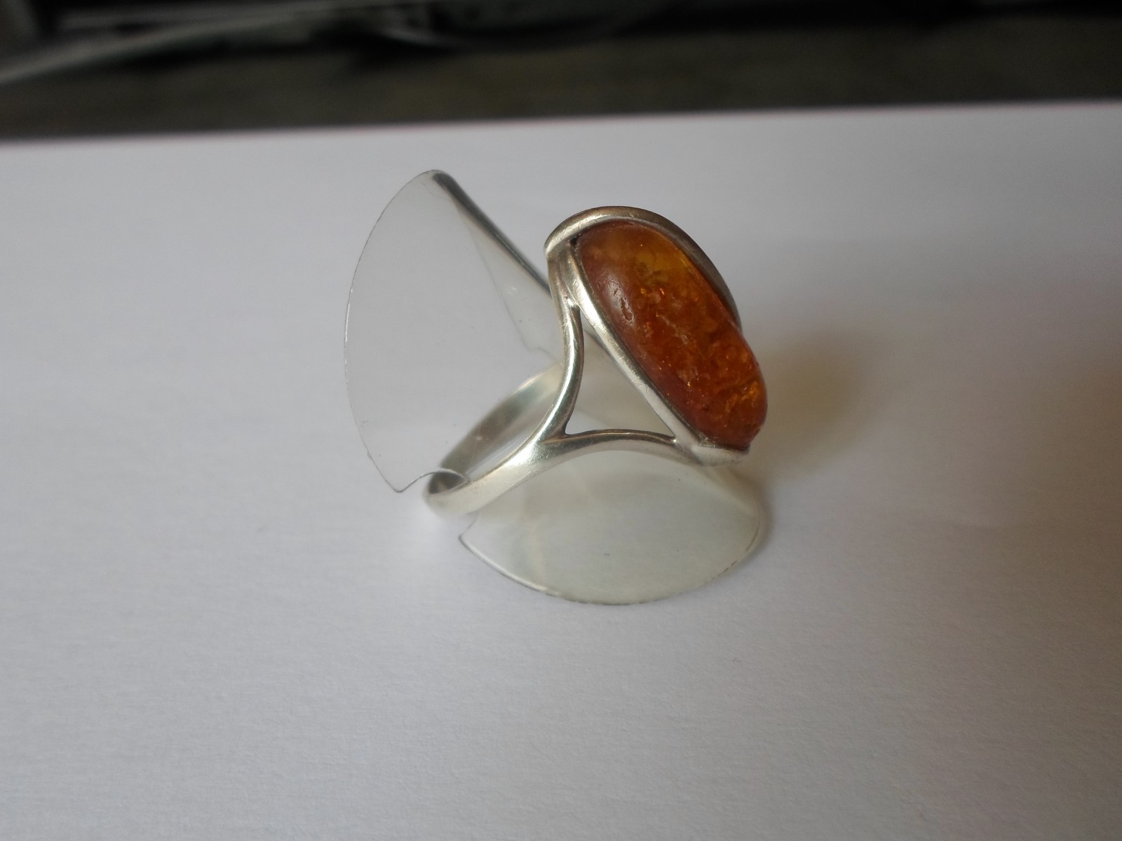 solid silver ring, amber shuttle, openwork sides,… - image 7