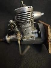 Vintage O.S. Max PET .099 Nitro Engine – Great Compression W/ Muffler