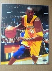 Autograph Kobe Bryant 8x10 color photo w/coa