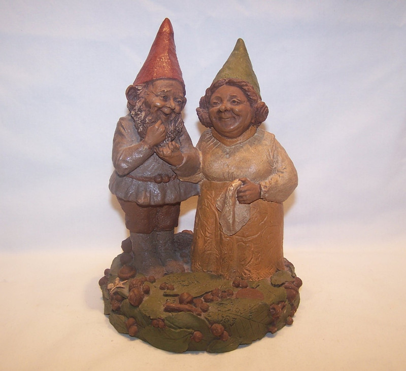 Tom Clark  7"   JAY and MARTHA   #92  Gnome  1983  It cost new $68.50