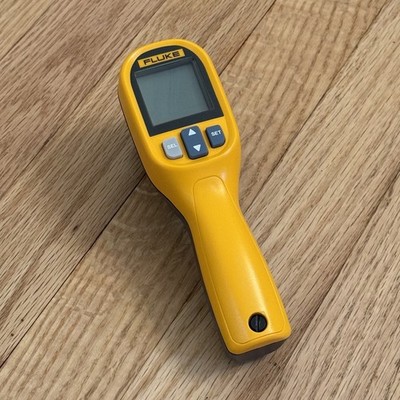 Fluke 59 Max+ IR Infrared Handheld Thermometer