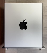 Apple Mac Pro 2019   12-Core Xeon 3.3GHz  96GB RAM  256GB SSD  Radeon Pro 580