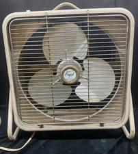 Frigid Box Fan Metal Blades Works 99%  With Adjusting Floor Stand Vintage 18x16
