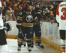 Buffalo Sabres Tyler Ennis Signed Autographed Photo 8x10 COA