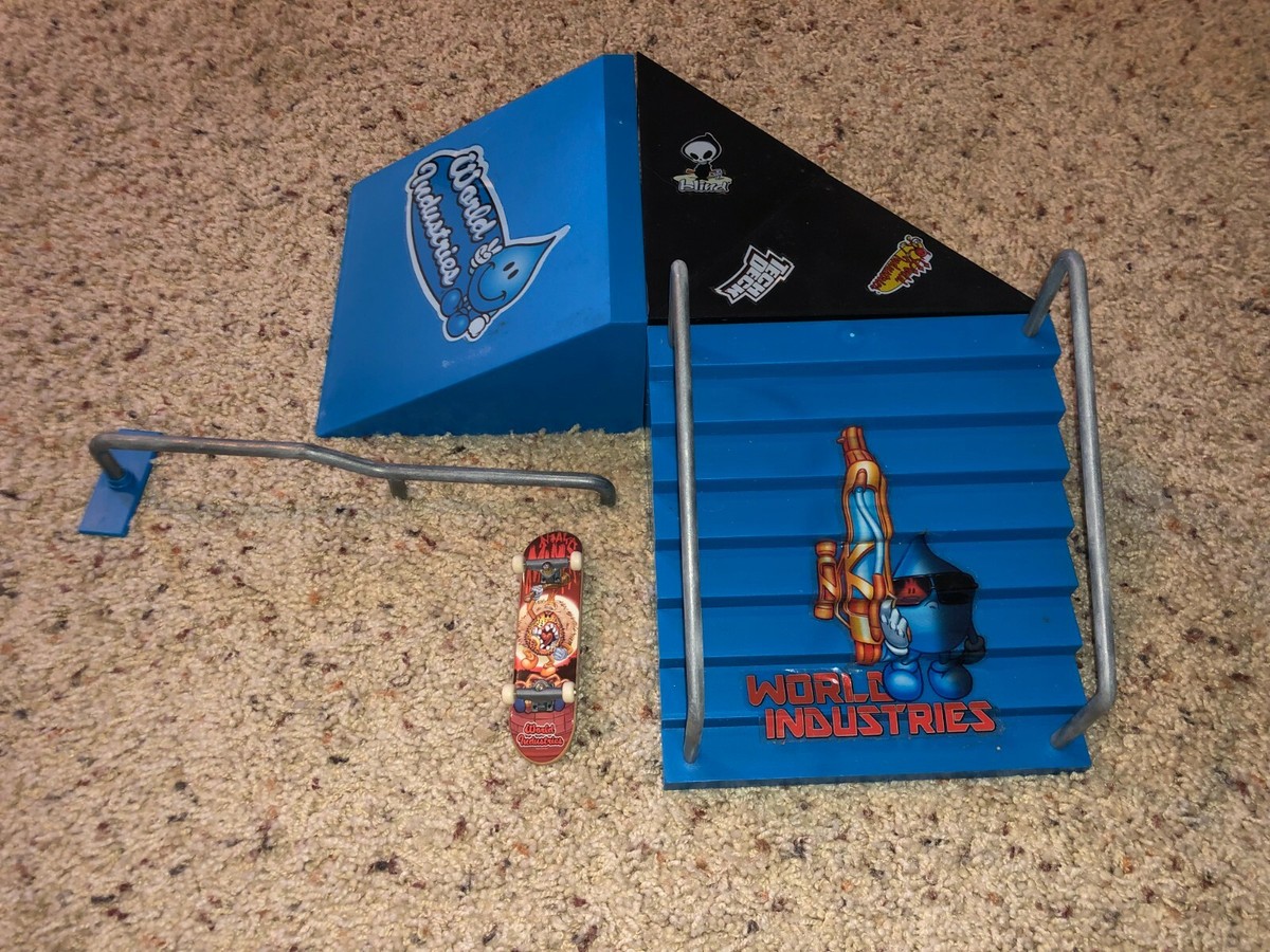 TECHDECK VERT RAMP【World Industries】 Amazon.com: TECH DECK, Vert Wall 2.0, X-Connect Park Creator