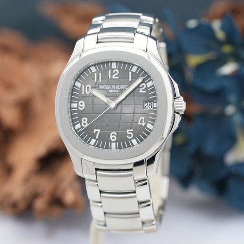 Patek Philippe Aquanaut 5167/1A-001 40.8 mm Black Dial