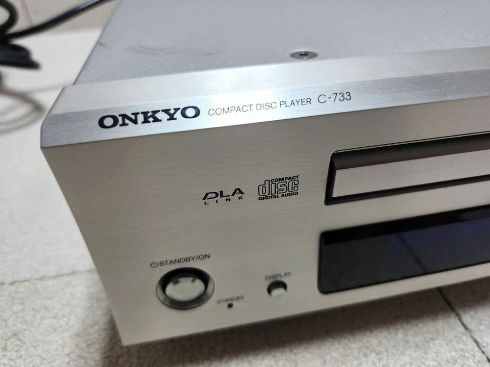 ONKYO C-733 CD Player INTEC System Silver 100V Japan For Parts or Not Working - Image 2 of 4