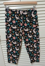 Womens capri One size 3-14 Nwt