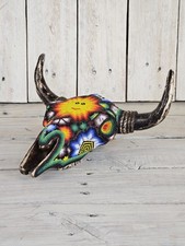 Wixárika Huichol - Calavera de Toro de Resina - Hecha a Mano con Cuentas de Vidrio sobre Cera de Abejas