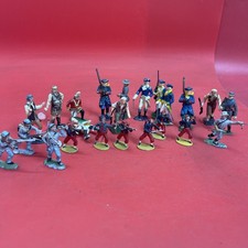 Vintage mixed lot Soldier 23 pieces
