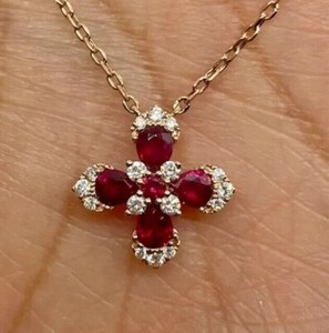Authentic Pear Cut Simulated Garnet Women's Pretty Flower Pendant 14k Yellow Gold Plated