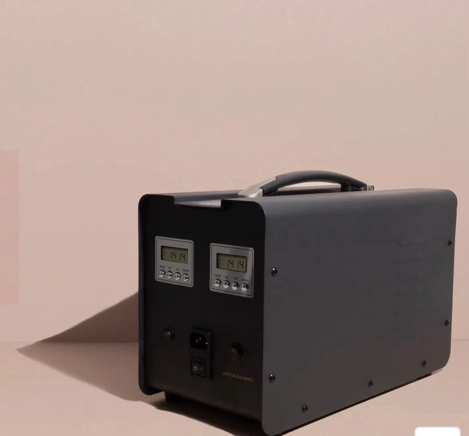 Museum360 XL AROMA360 8000 Sq Ft - Image 3 of 4