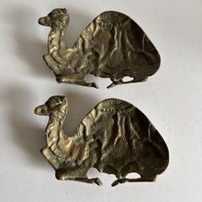 2 vintage solid brass camel decoration from Istanbul Turkey