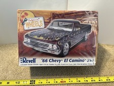 Revell 1966 Chevy El Camino California Wheels Lowrider 1/25 model kit. Sealed 